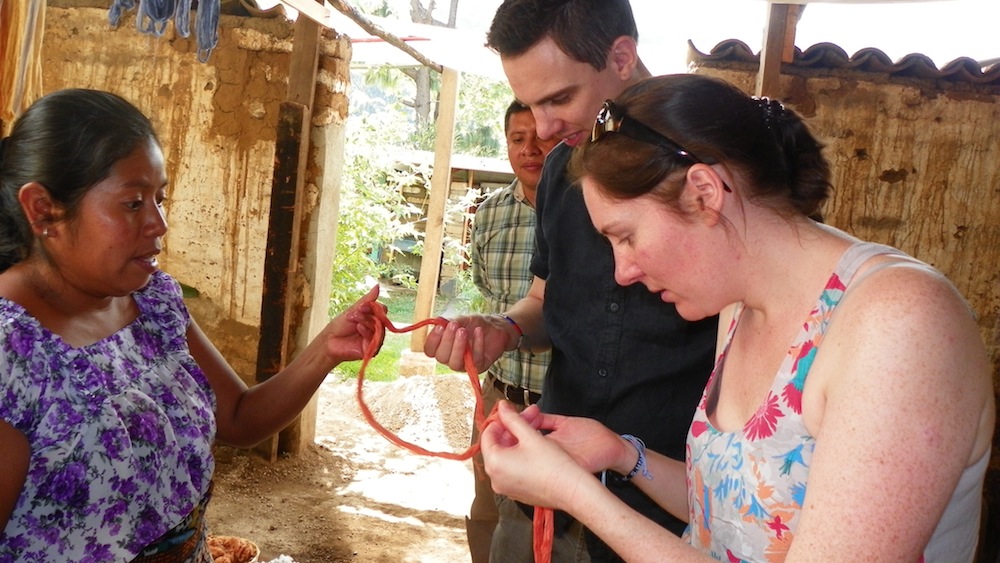  Santa Catarina Palopo Weavers | Familia Típicos Pérez