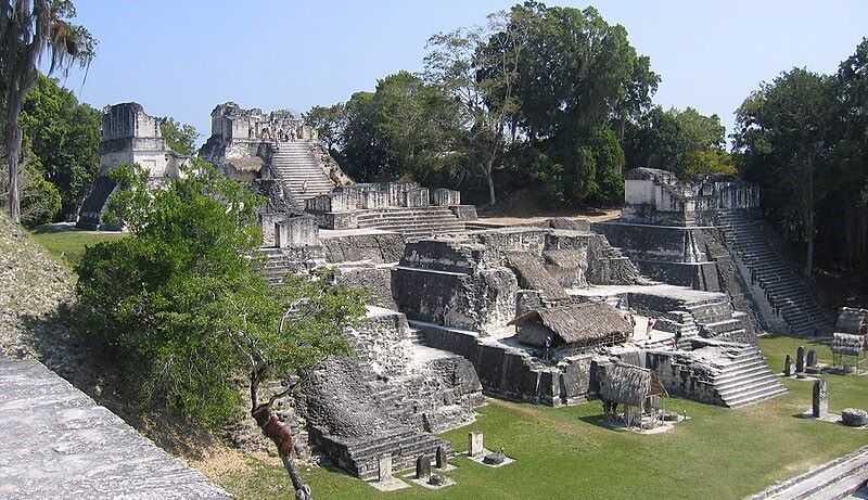 A Guide to Tikal